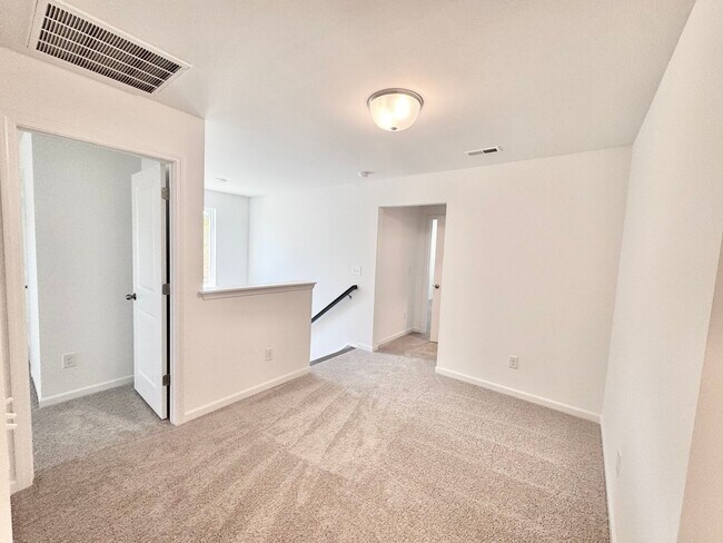 Building Photo - NEW 4 br 2.5 ba with loft and private study in the Kensington community READY MAY 2026