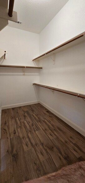 Building Photo - 10309 Fawn Meadow Ct