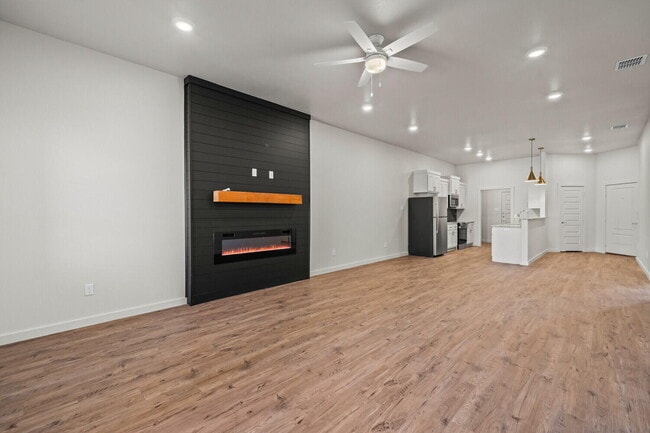 Building Photo - 4106 Trenton Ave