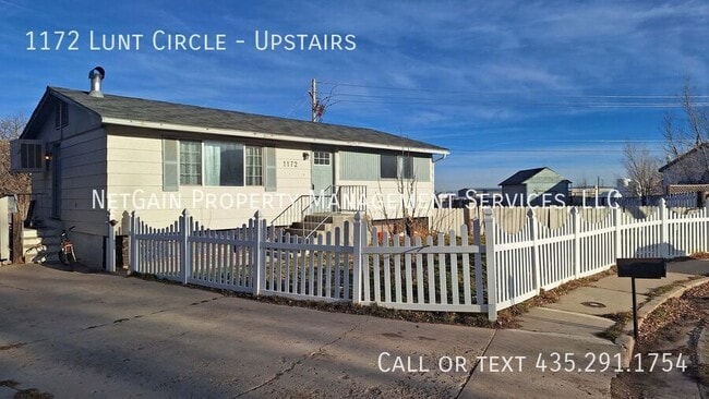 Building Photo - 1172 Lunt Cir