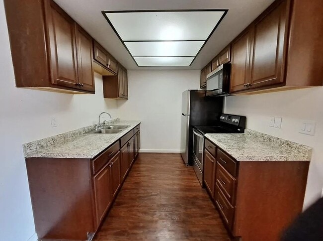 Building Photo - 10202 Black Mountain Rd