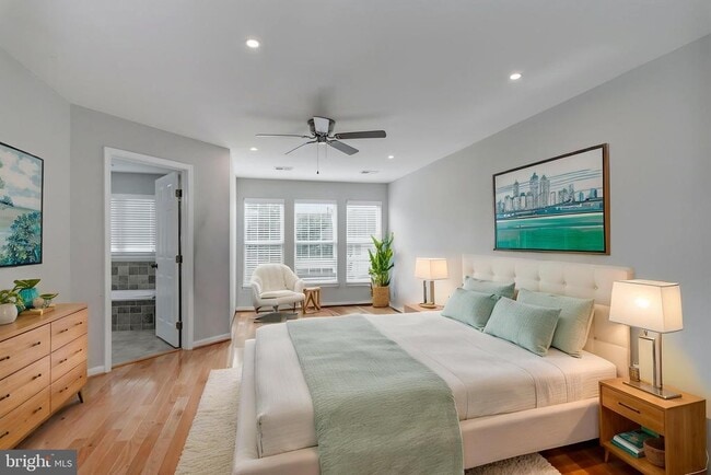 Building Photo - 2558 Banshire Dr