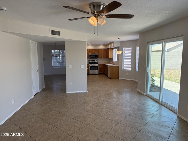 Building Photo - 8460 W Aster Dr