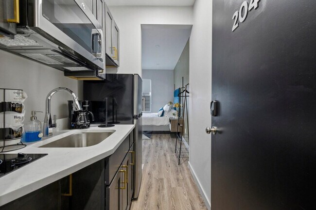 Primary Photo - 154 NY-211