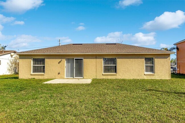 Building Photo - 849 Jarnac Dr