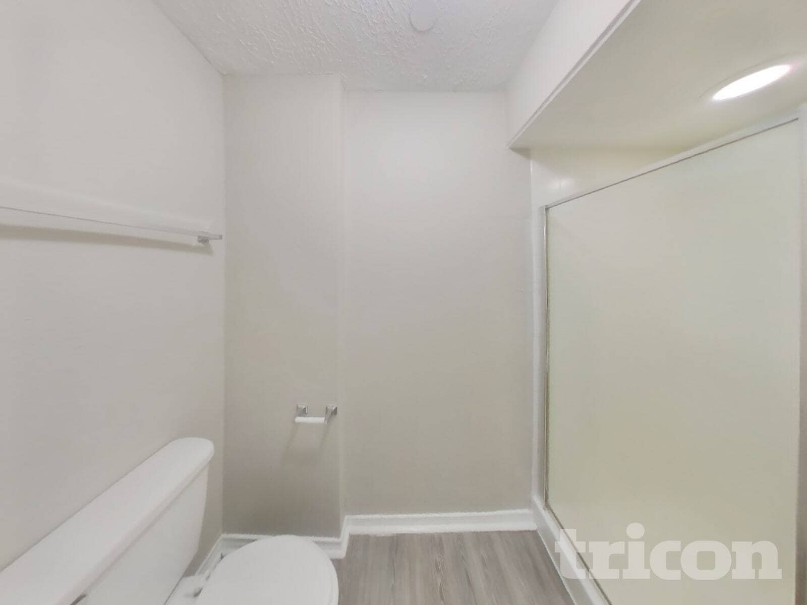 Building Photo - 7118 Foxway Ln