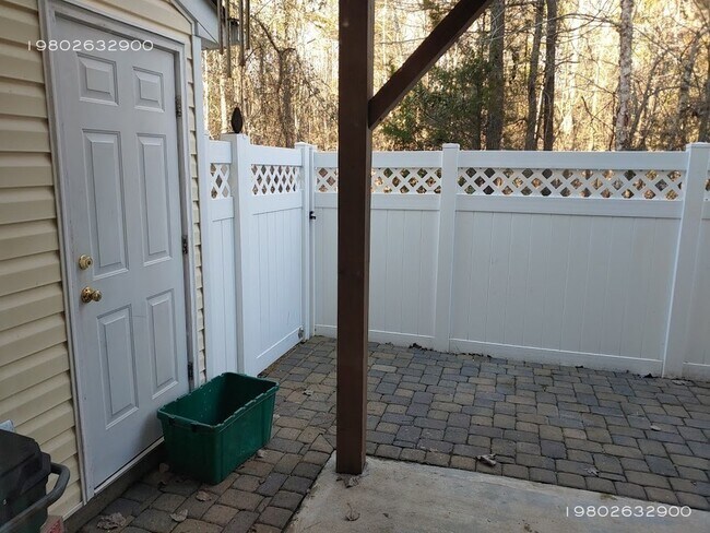 Building Photo - 7133 Bidford Ct