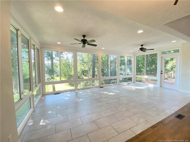 Building Photo - 58 Bermuda Trail