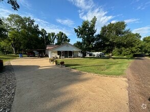 Building Photo - 1284 Buchanan Rd