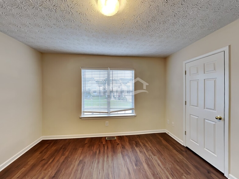 Building Photo - 170 Taggart Run NW