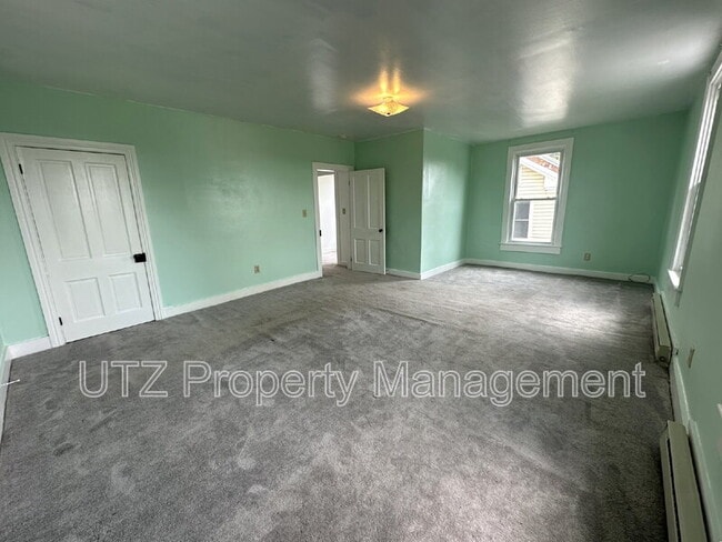 Building Photo - 3977 Littlestown Pike