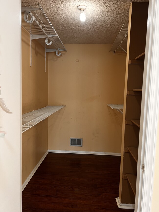 Walk-in Closet in Master Bedroom - 5 Caitlin Ct