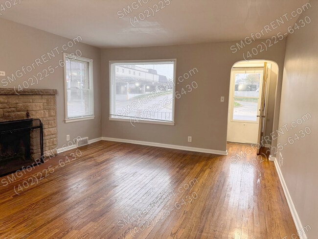 Building Photo - 2104 S 42nd St