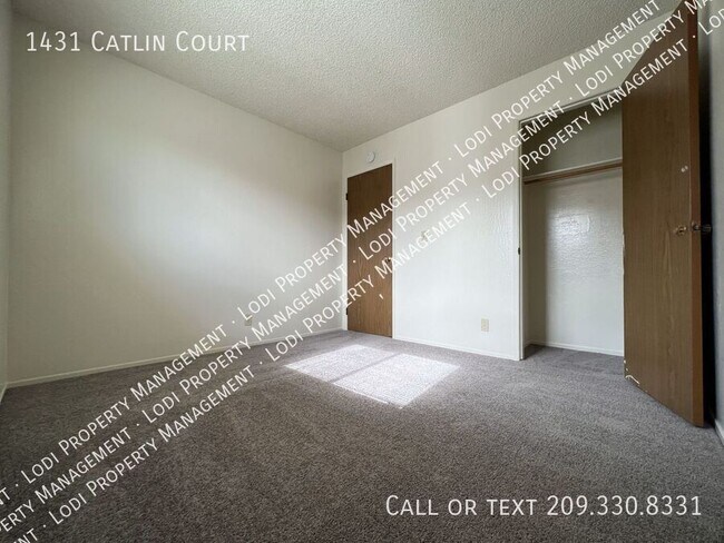 Building Photo - 1431 Catlin Ct