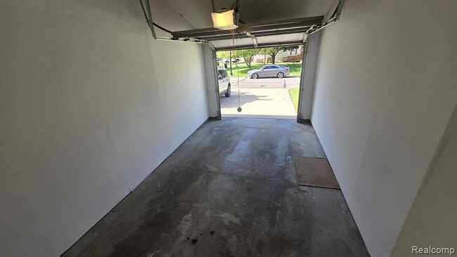 Building Photo - 41786 Primrose Dr