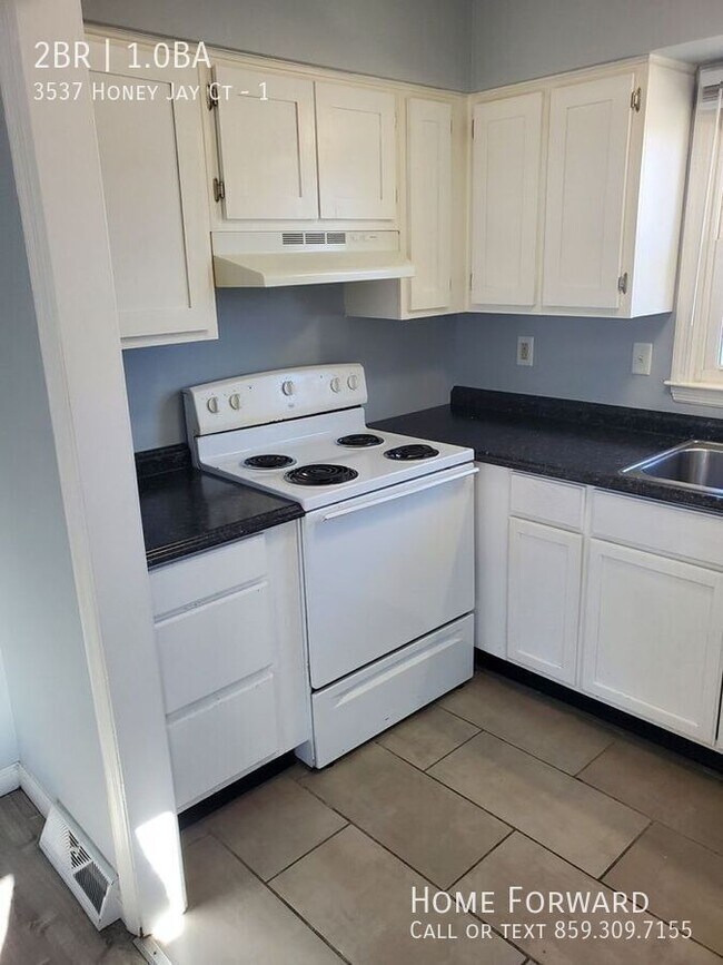 Building Photo - 3537 Honey Jay Ct