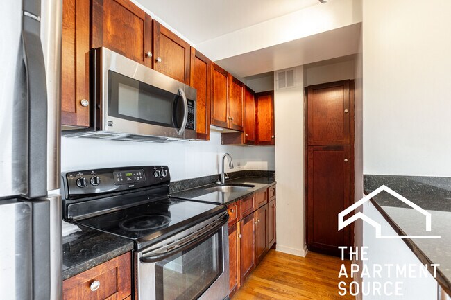Building Photo - 4180 N Marine Dr