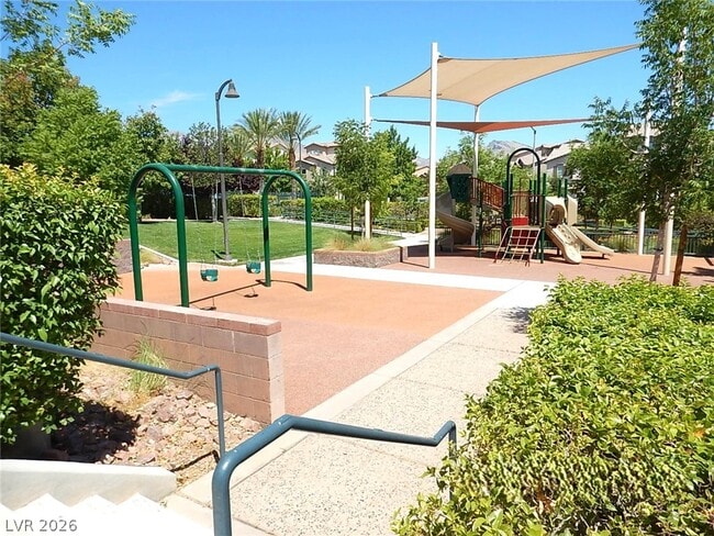 Building Photo - 11346 Bedford Commons Dr