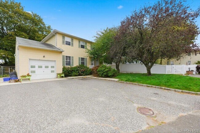 Building Photo - 10 Park Manor Ct