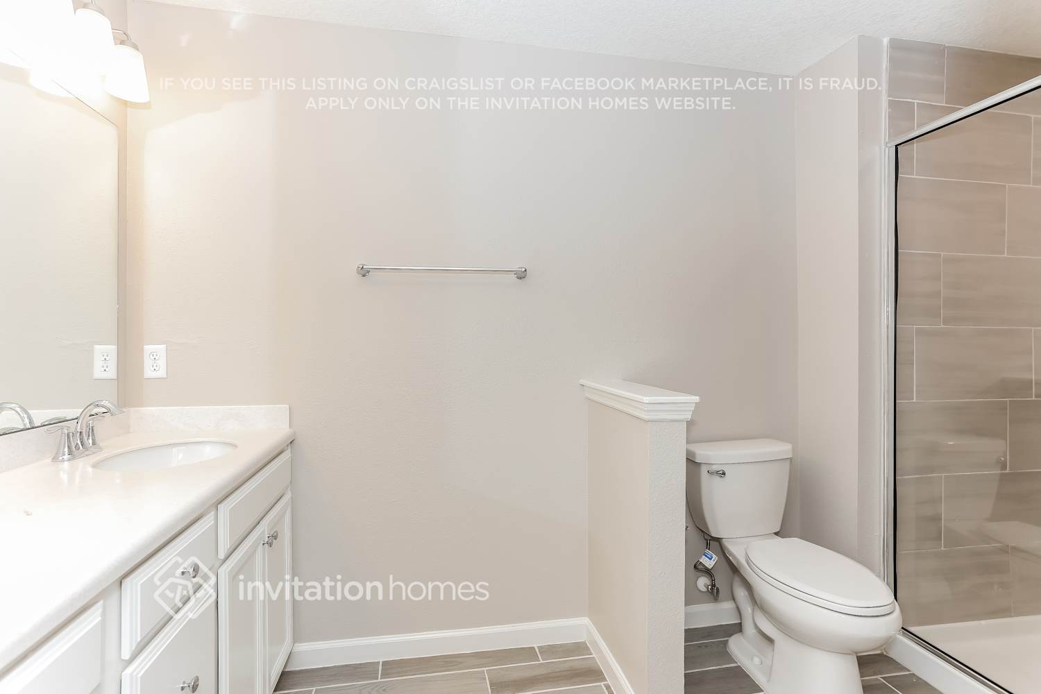 Building Photo - 13285 Shore Grass Dr