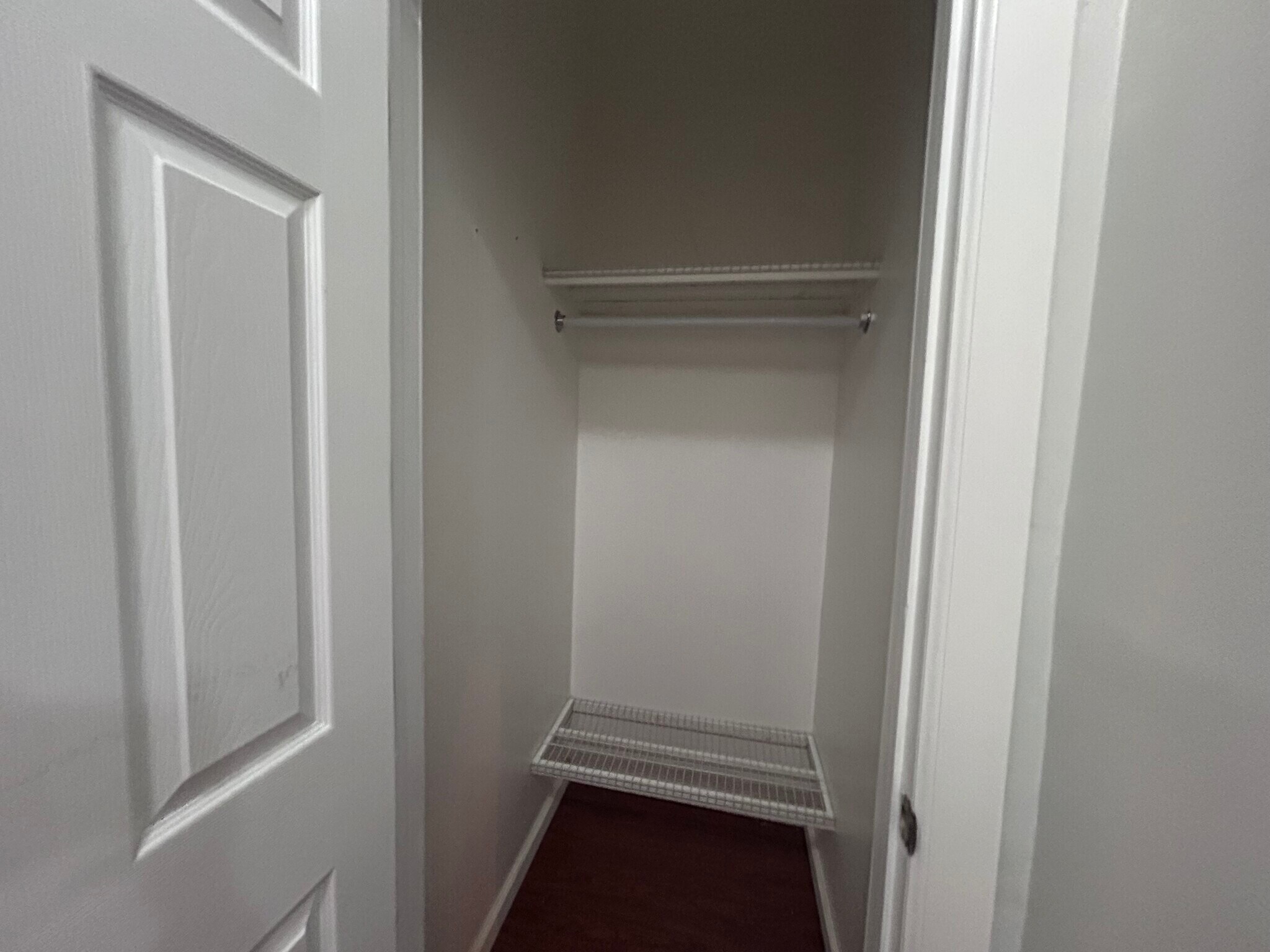 Building Photo - 424 58th St