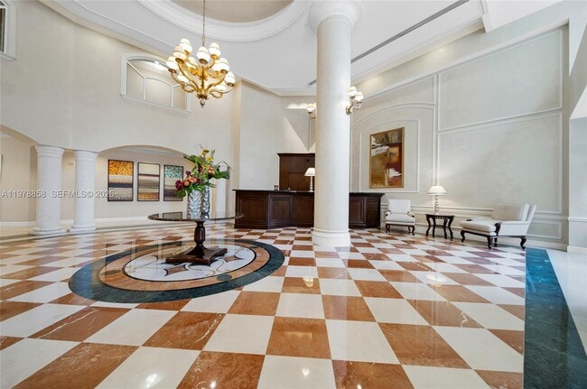 Building Photo - 20000 E Country Club Dr