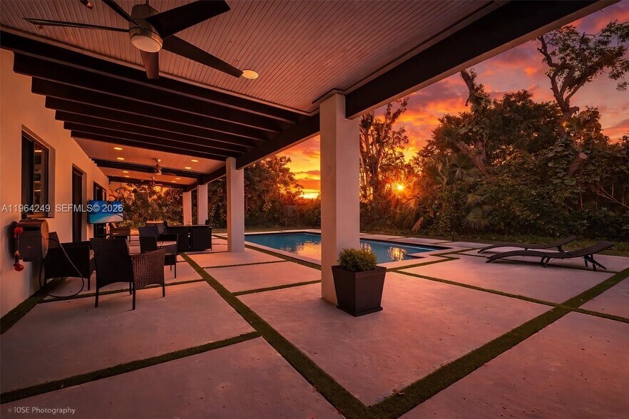 Building Photo - 17203 SW 78th Pl