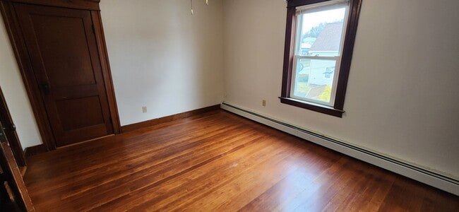 Building Photo - 18-20 Green Street