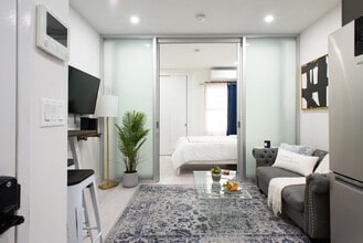 Building Photo - 315 E 78th St