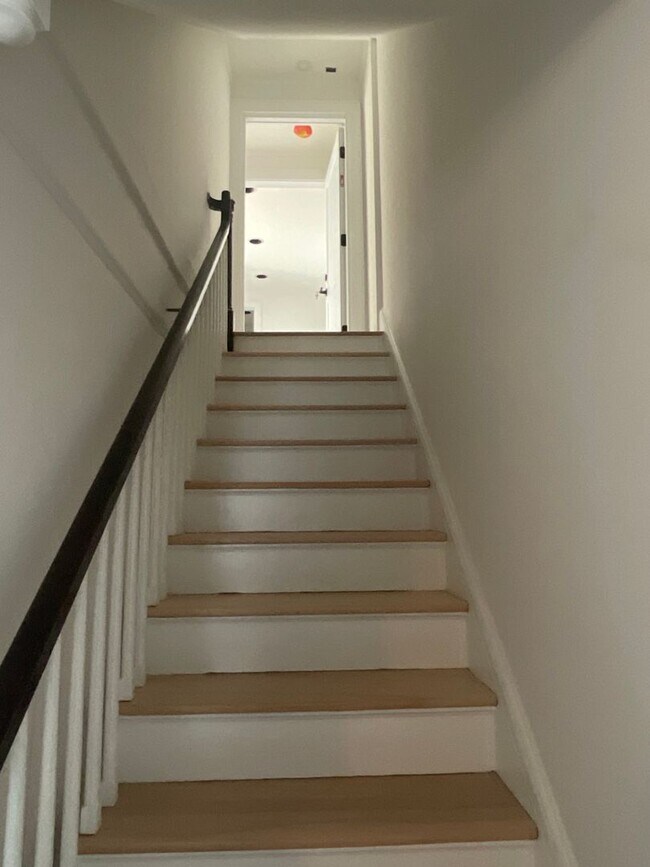 Building Photo - 0 Macdonough Place