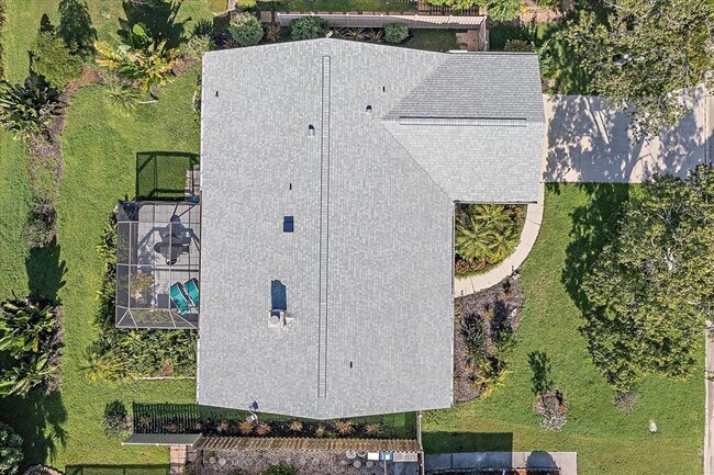 Building Photo - 4814 Country Oaks Blvd