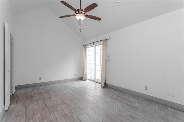 Building Photo - 4124 Hollow Oak Dr
