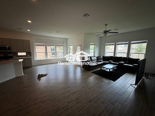 Building Photo - 15126 Nettleton Ml