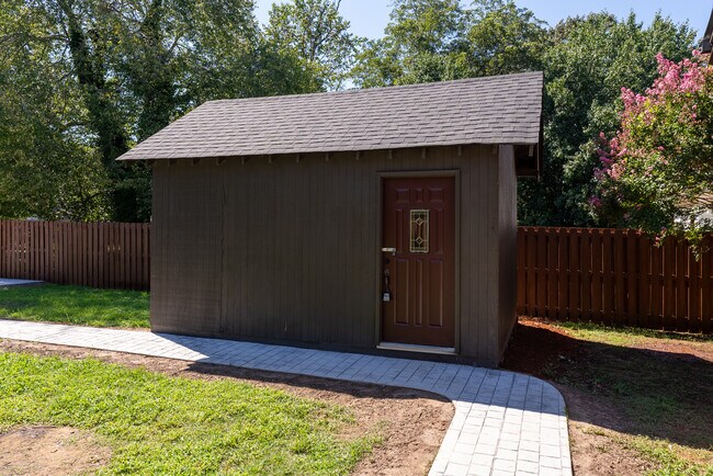 Building Photo - McCullough Heights