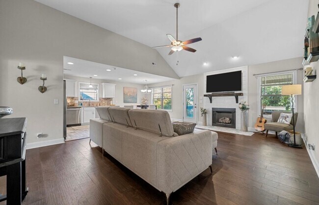 Building Photo - 2828 Russet Ridge Dr