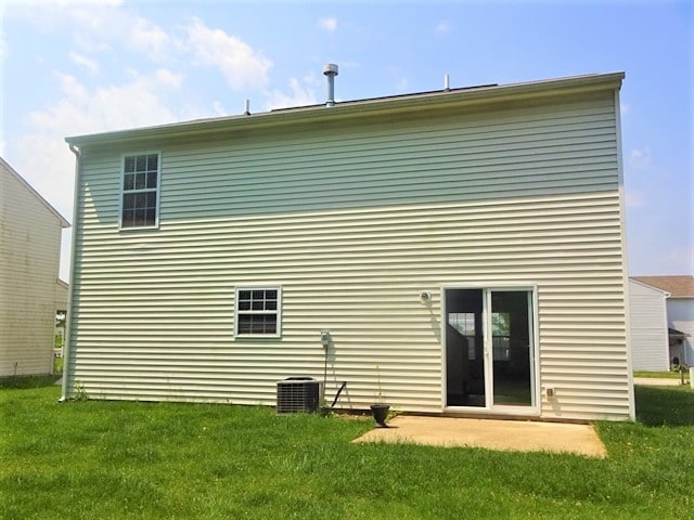 Building Photo - 3345 Grove Berry Ln