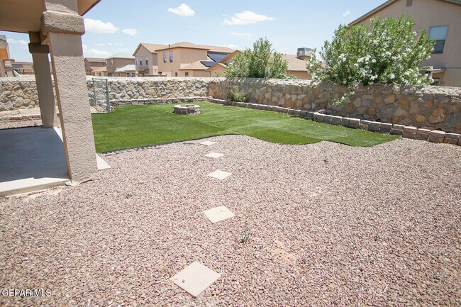 Building Photo - 11608 Mocha Dune Dr