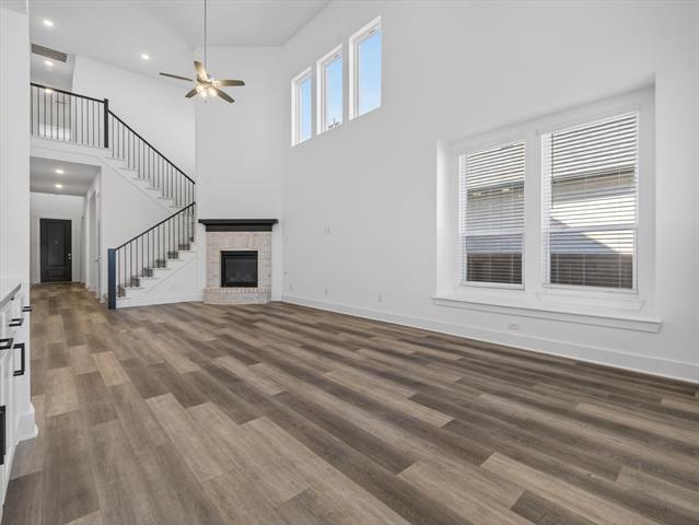 Building Photo - 422 Firecrest Ln