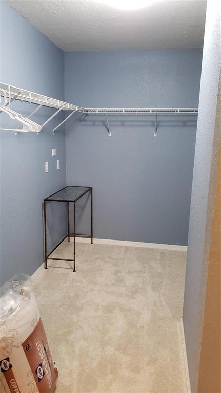 Building Photo - 8804 Manor Loop