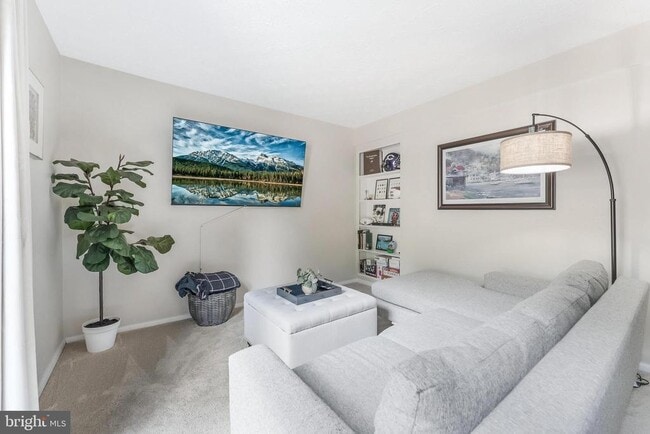Building Photo - 2903 Bridgehampton Ct