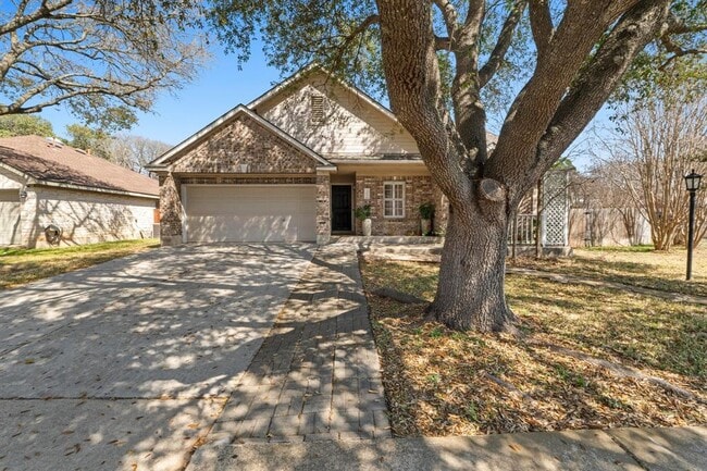 Building Photo - 3600 Malone Dr