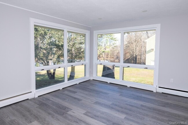 Building Photo - 58 On the Green