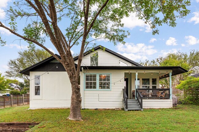 Building Photo - 4901 Howden Cir
