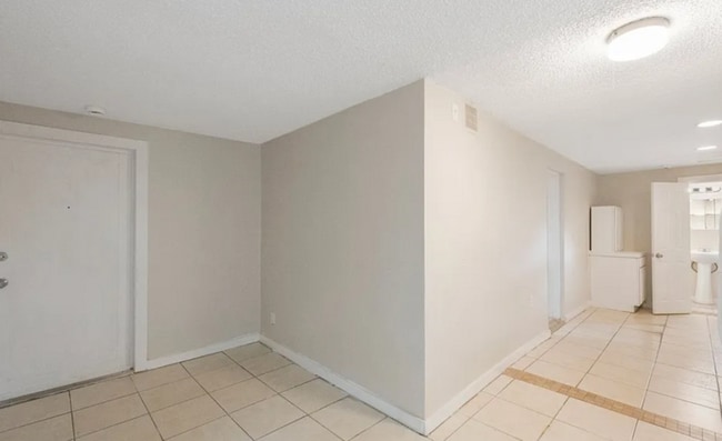 Building Photo - 4540 41st Ave N