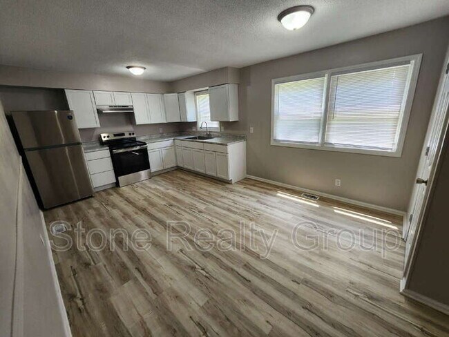 Building Photo - 1255 E Dawn Dr
