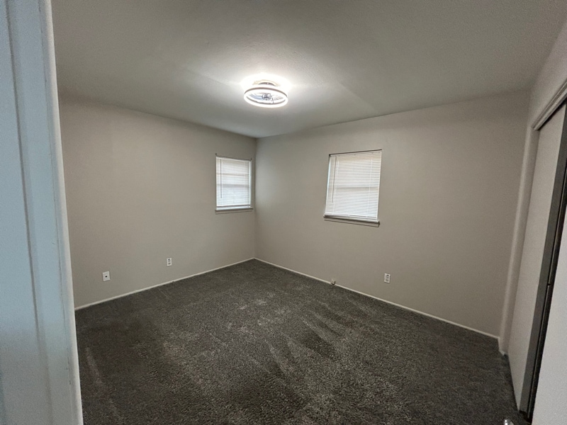 Building Photo - 13 Brightwell Ct