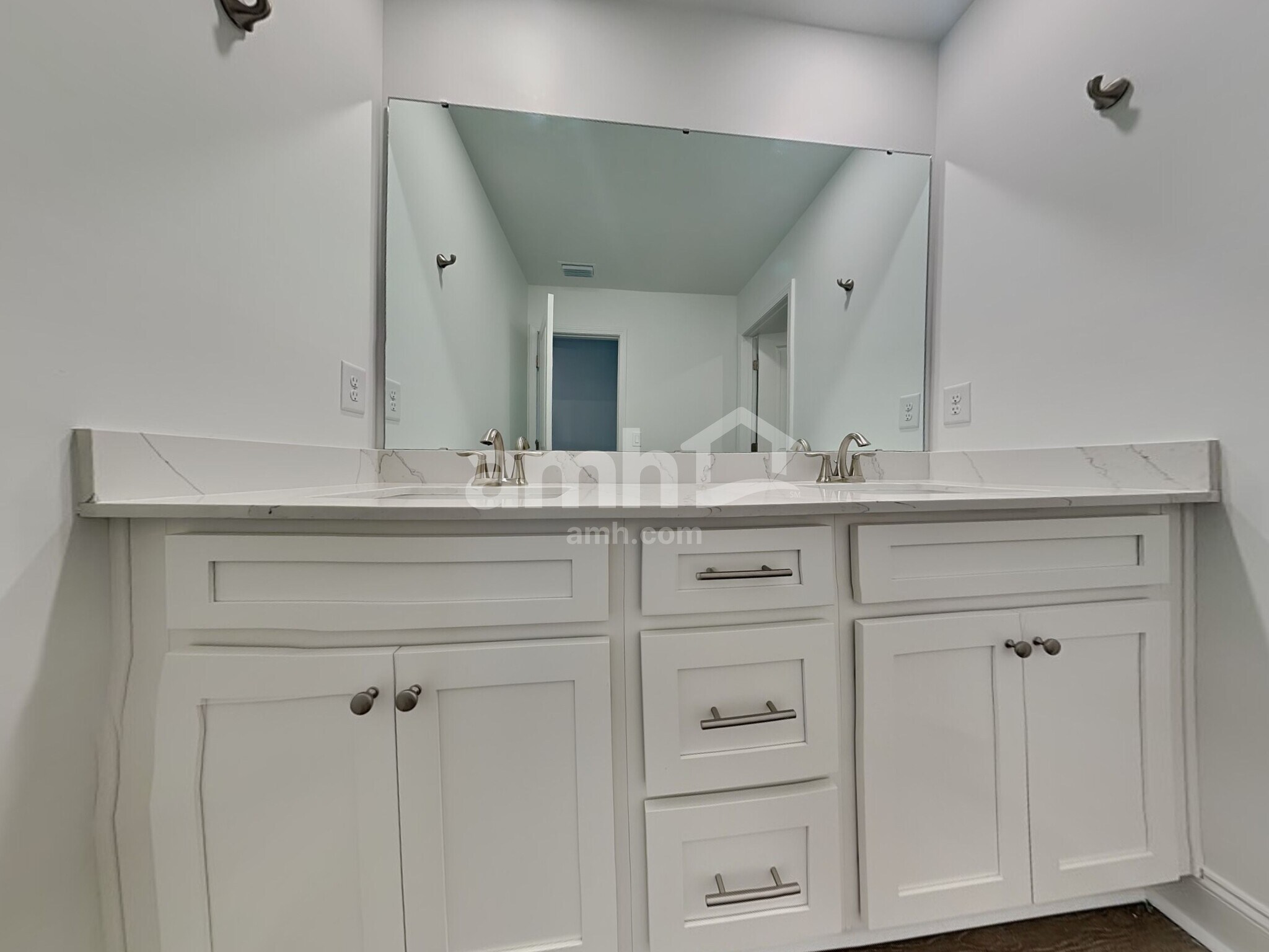 Building Photo - 168 Portside Pk Dr