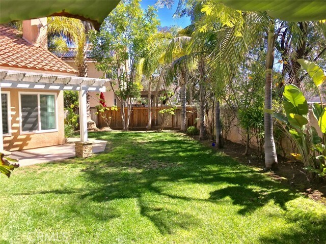 Building Photo - 45 Desert Thorn