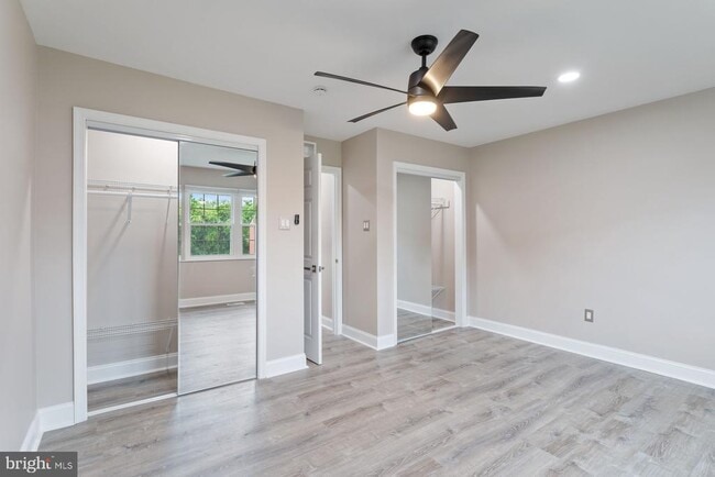 Building Photo - 4520 Rosemarie Dr