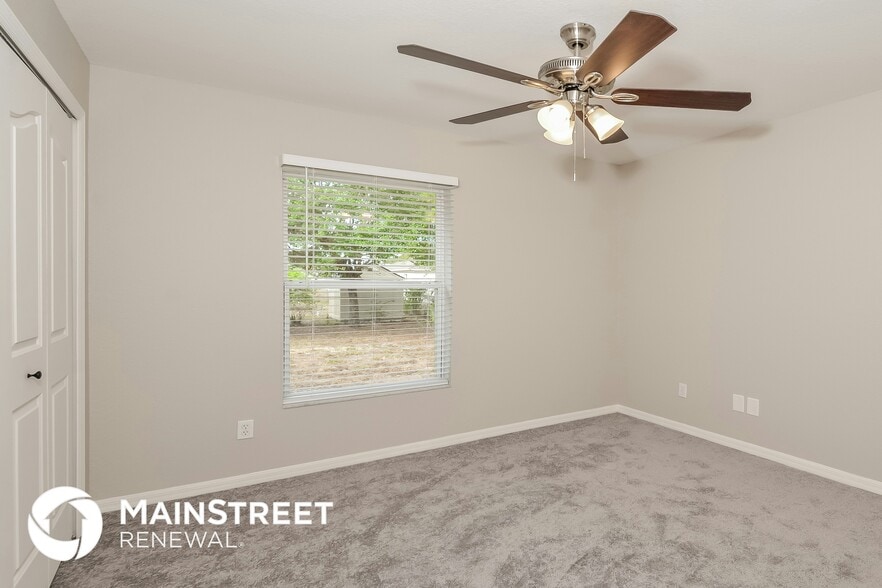 Building Photo - 2205 Honey Ln